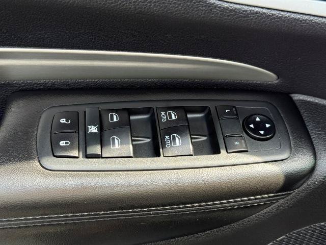 Used 2020 Dodge Durango SXT w/ 3rd Row Seating Group AWD/4WD image 11