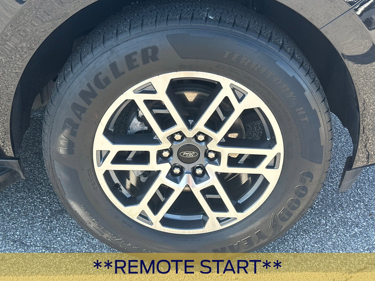 Certified 2025 Ford Expedition Max Active RWD image 14