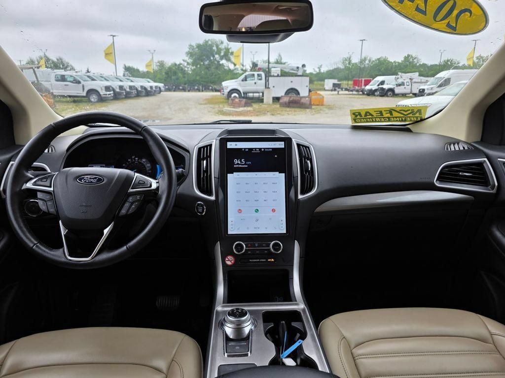 Certified 2024 Ford Edge SEL AWD/4WD image 16