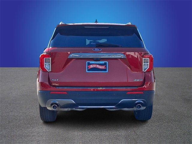 Certified 2024 Ford Explorer XLT w/ Equipment Group 202A image 5
