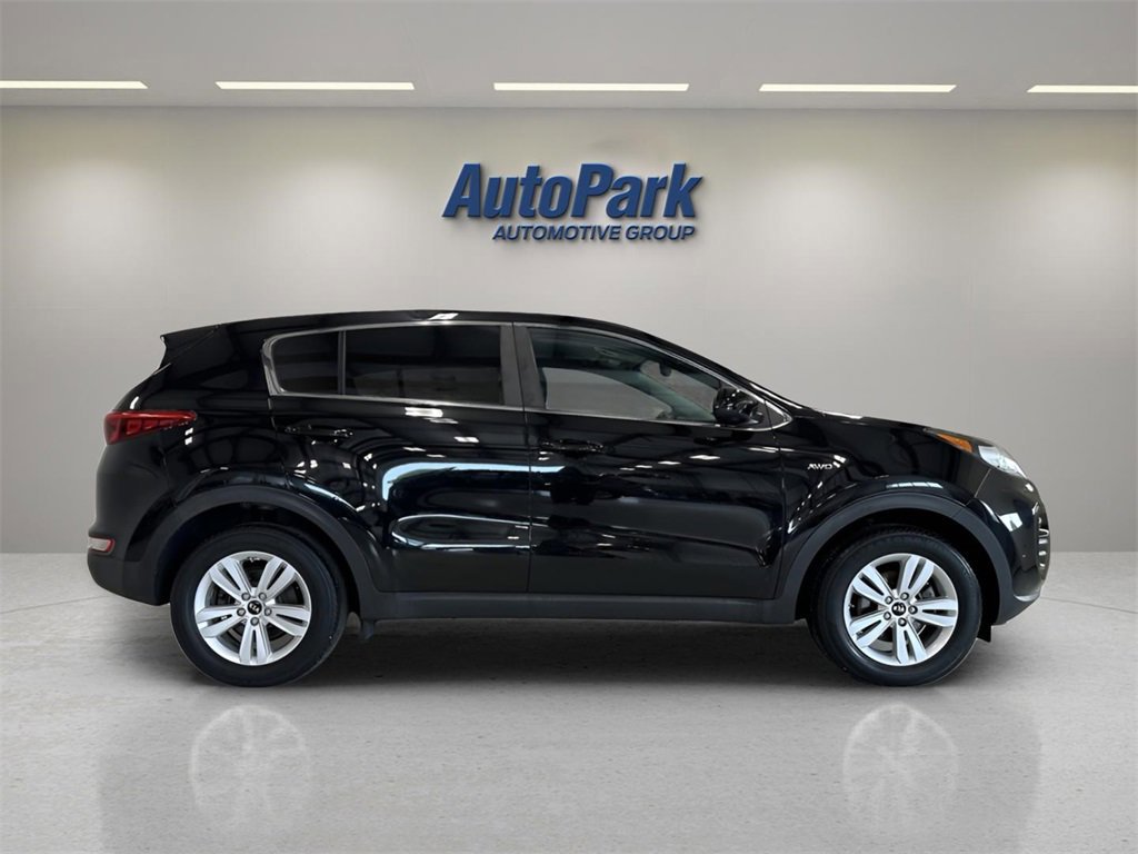 Used 2017 Kia Sportage LX image 6