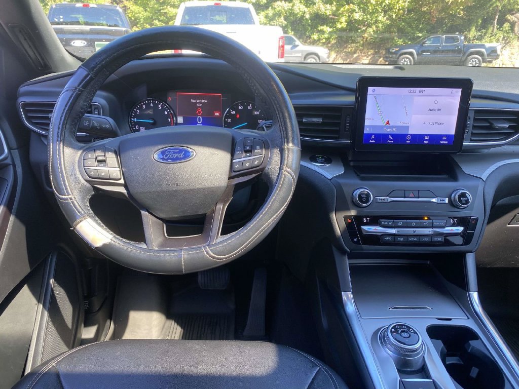 Certified 2020 Ford Explorer XLT w/ Equipment Group 202A AWD/4WD image 13