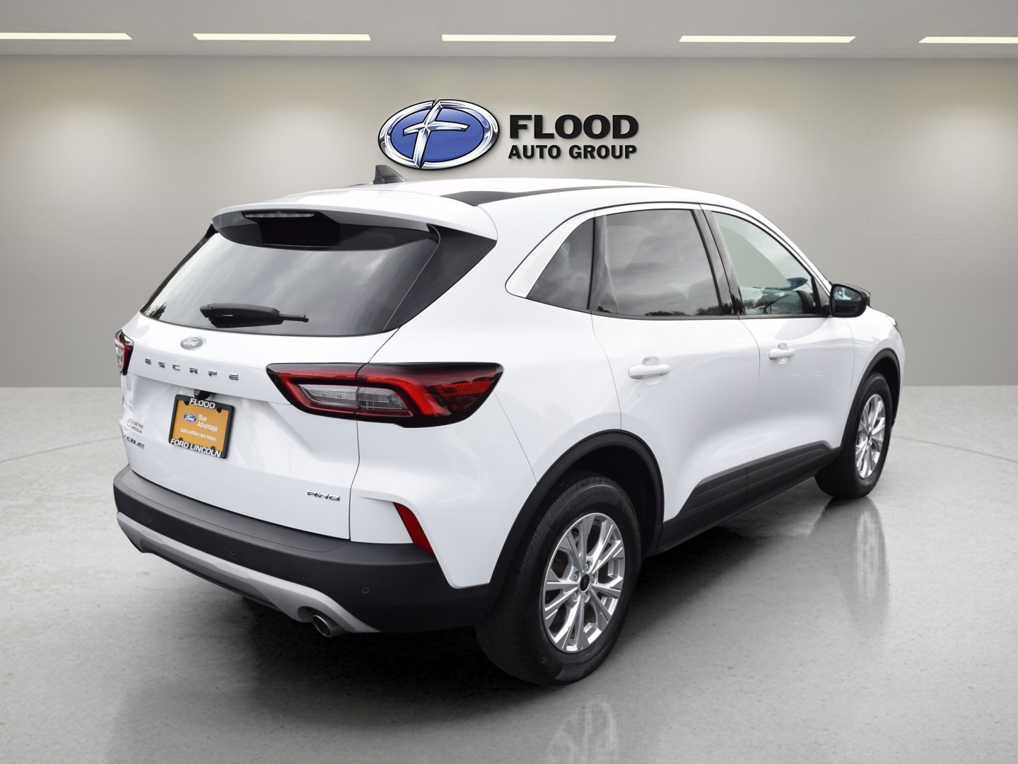 Certified 2023 Ford Escape Active w/ Tech Pack #1 AWD/4WD image 4