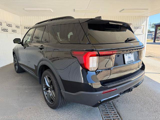 Certified 2025 Ford Explorer ST-Line w/ ST-Line Street Pack AWD/4WD image 2