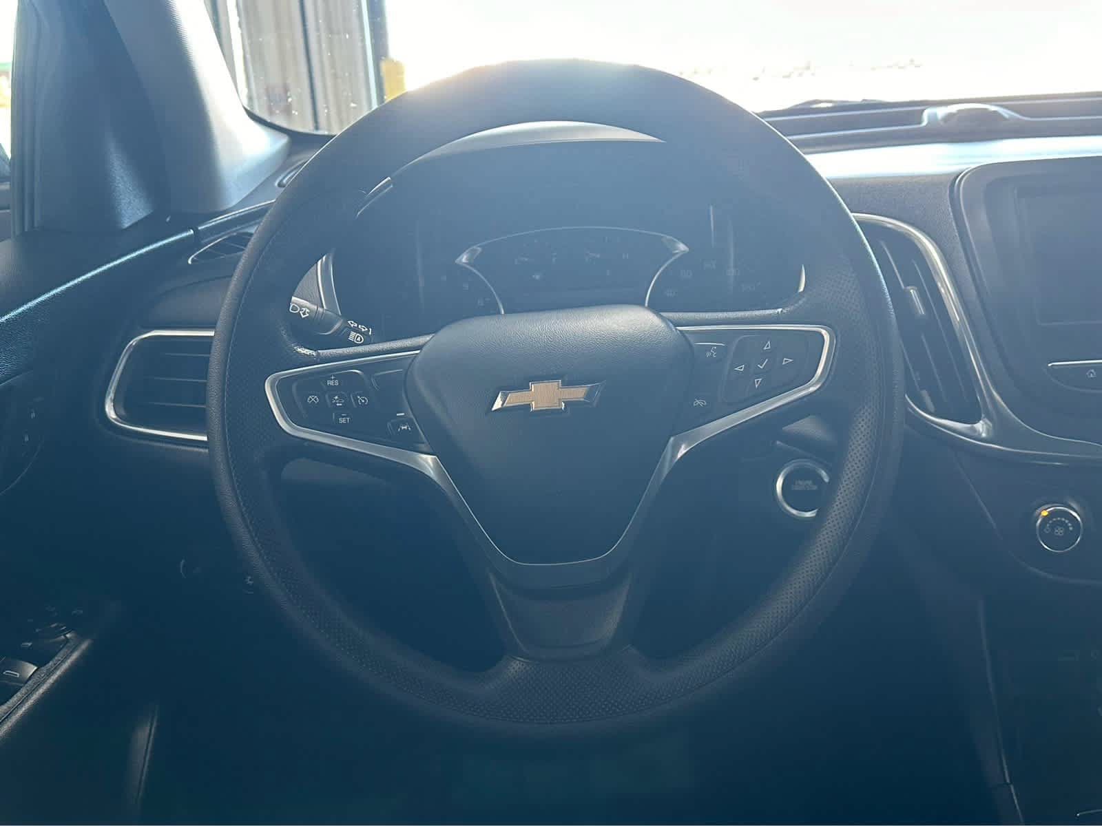 Used 2022 Chevrolet Equinox LT AWD/4WD image 9