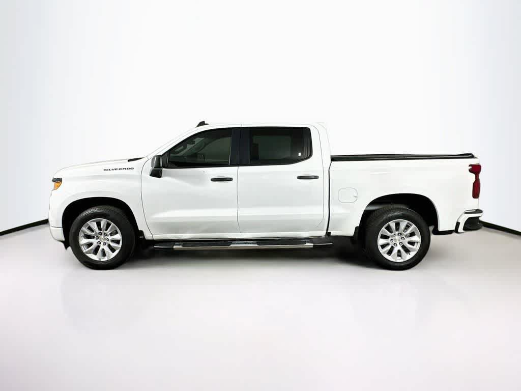 Used 2022 Chevrolet Silverado 1500 Custom RWD image 3