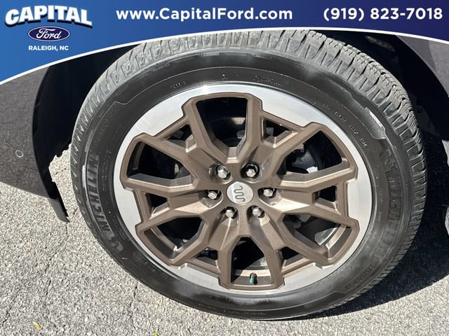 Certified 2025 Ford Expedition King Ranch AWD/4WD image 13