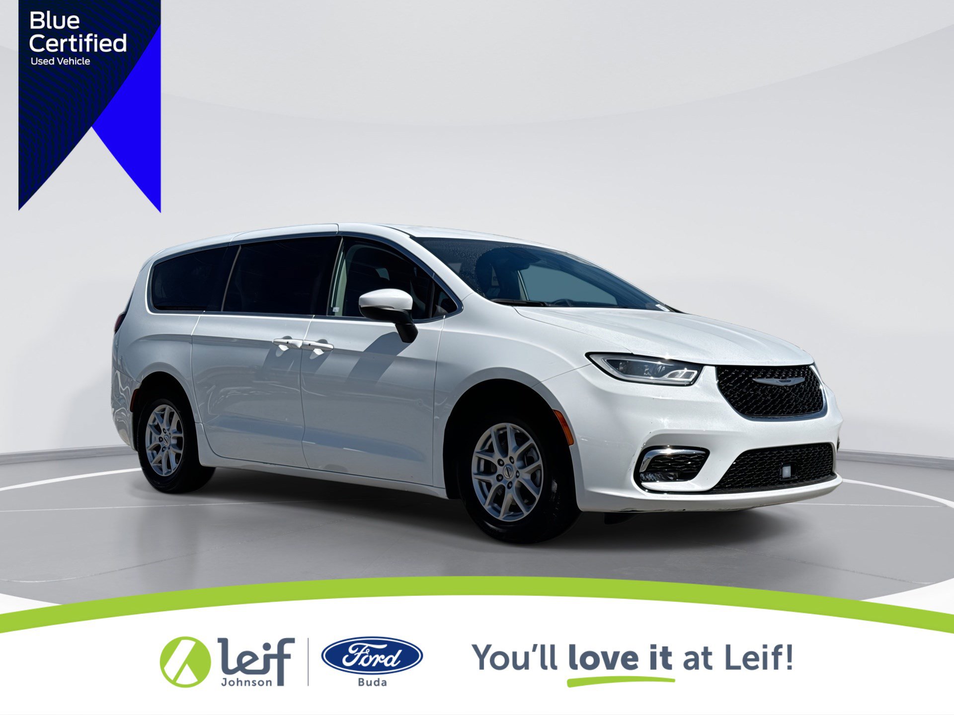 Used 2023 Chrysler Pacifica Touring-L