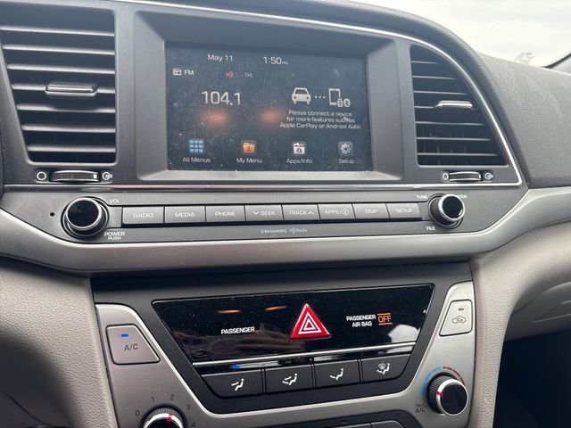 Used 2017 Hyundai Elantra SE FWD image 19