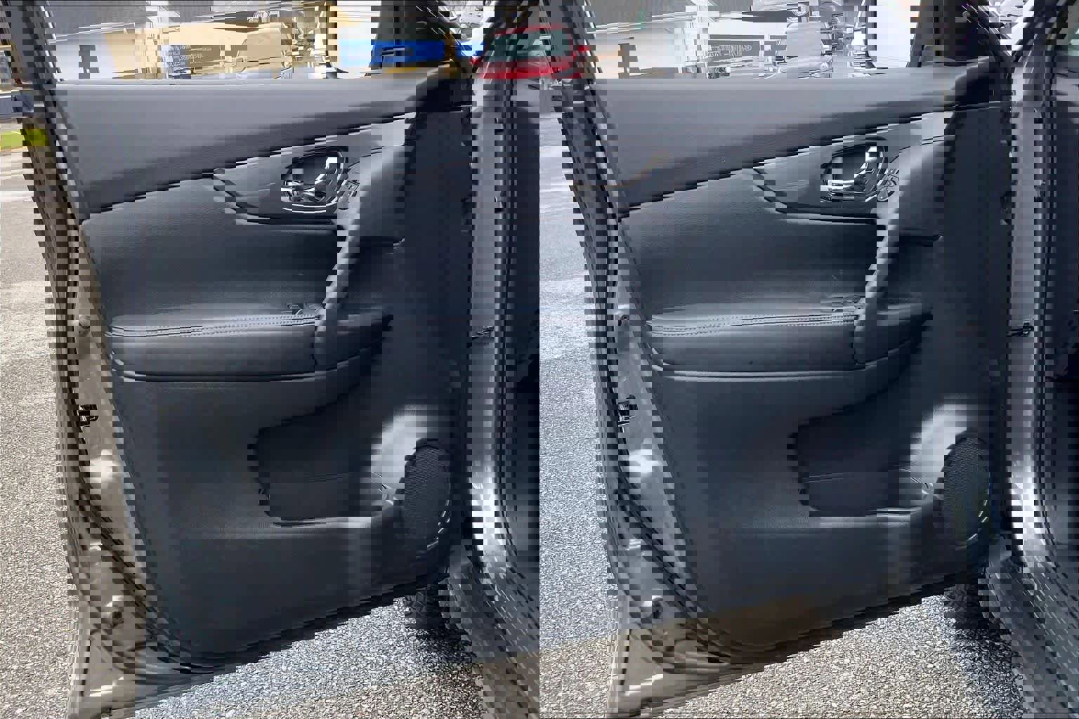 Used 2020 Nissan Rogue S w/ Special Edition Package image 22