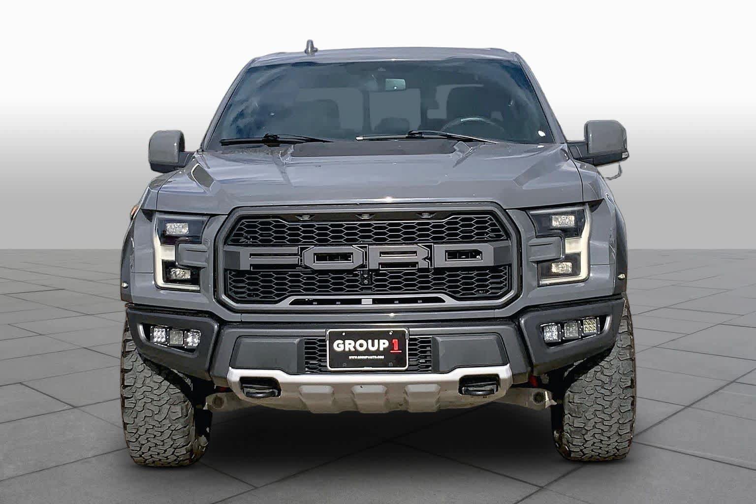 Certified 2020 Ford F150 Raptor w/ Equipment Group 802A Luxury AWD/4WD image 4