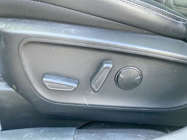 Certified 2023 Ford Escape SE w/ PHEV Premium Package image 12