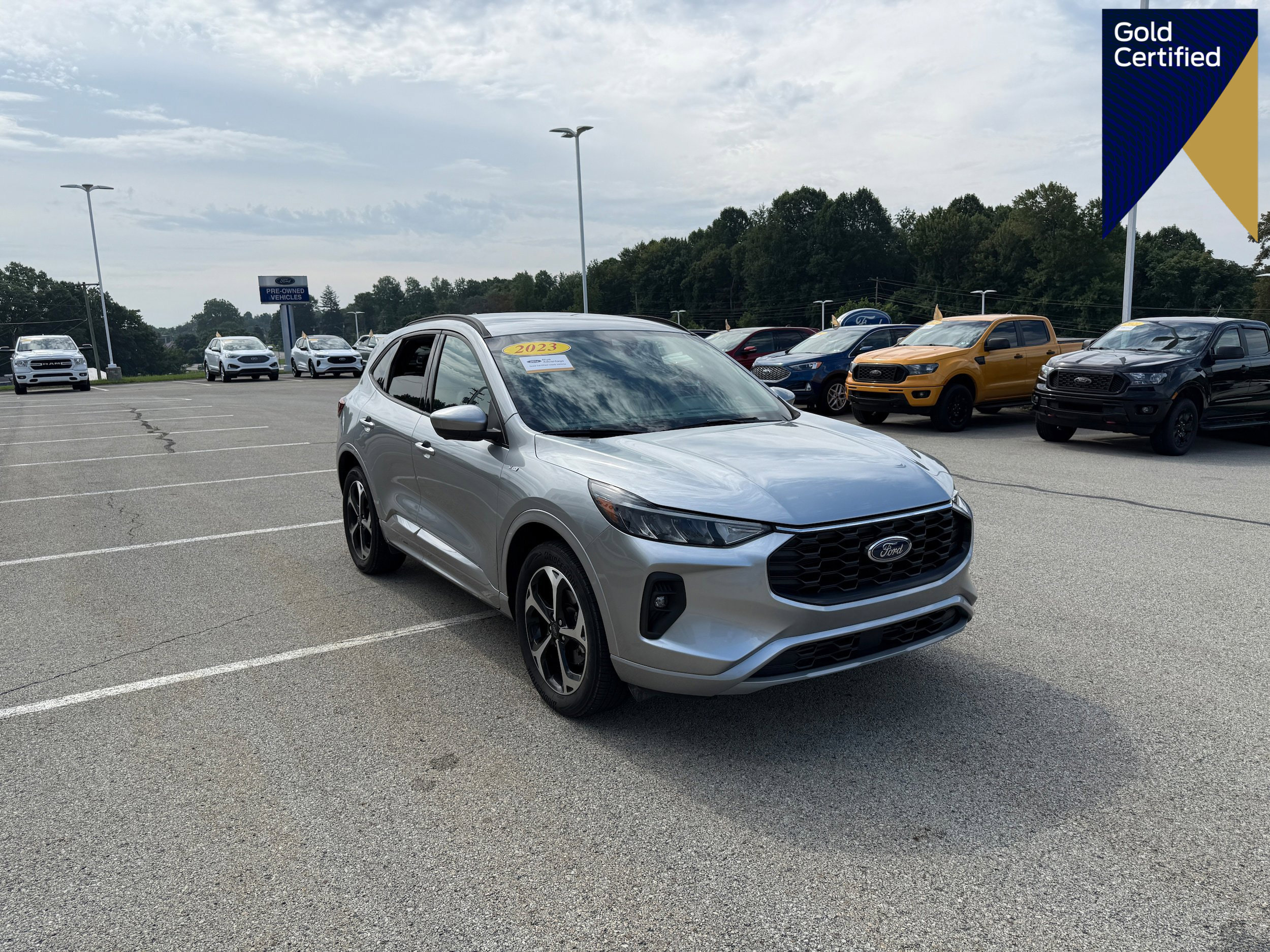 Certified 2023 Ford Escape ST-Line Select w/ Tech Pack #2 image 1