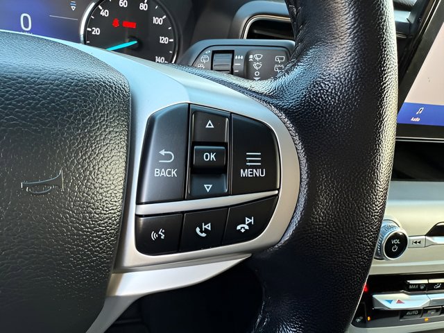 Certified 2022 Ford Explorer XLT w/ Equipment Group 202A AWD/4WD image 19