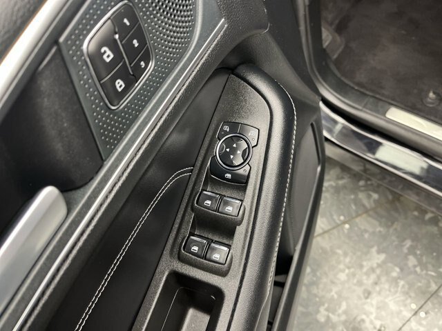 Certified 2024 Ford Edge Titanium AWD/4WD image 8