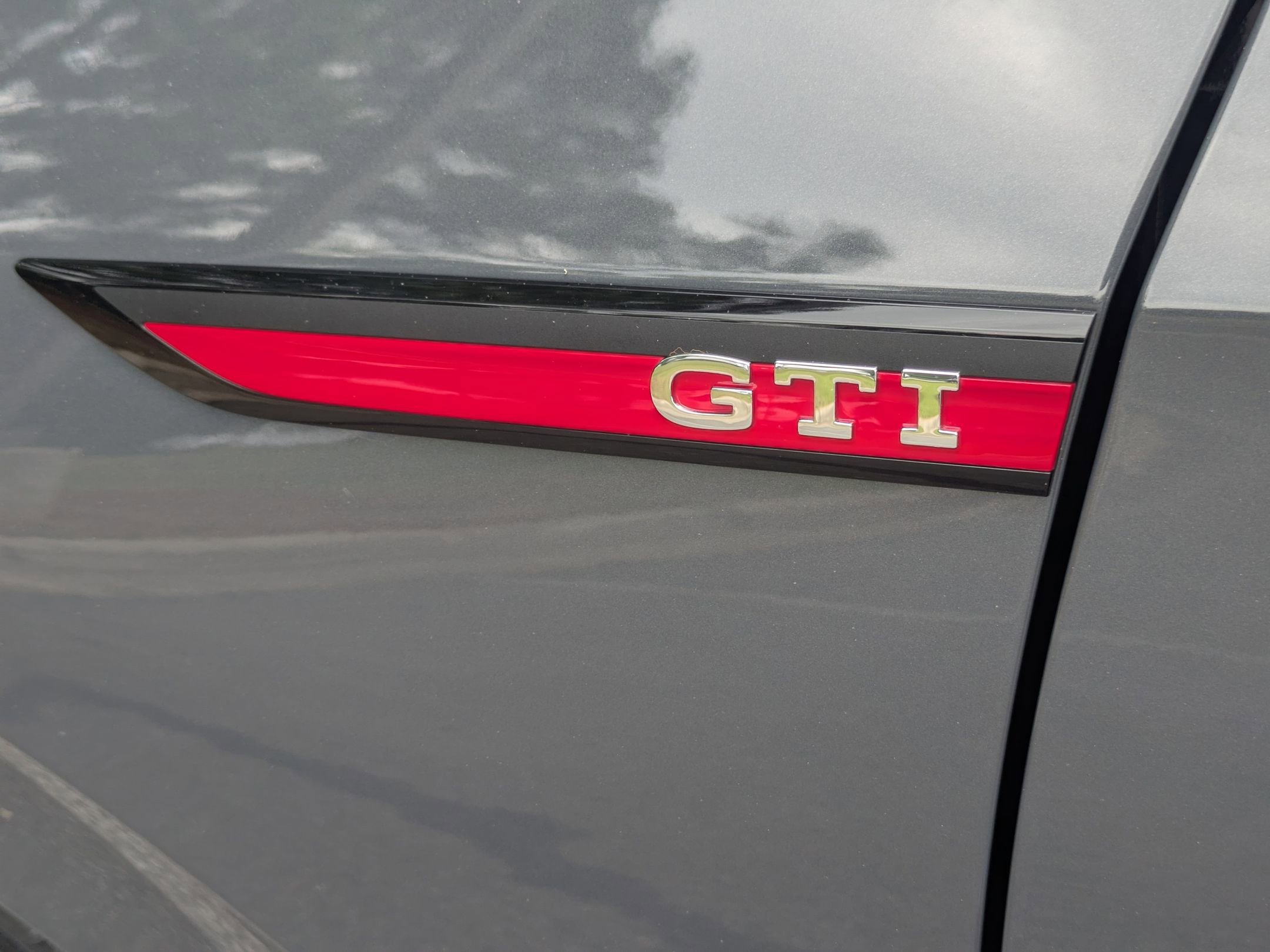 Used 2024 Volkswagen GTI Autobahn FWD image 10