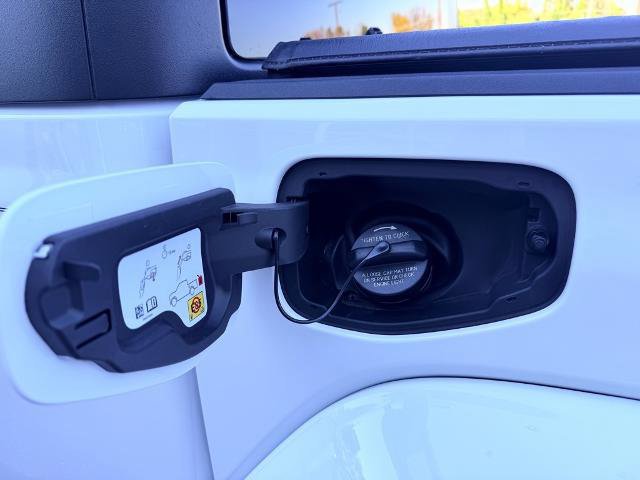 Used 2022 Jeep Gladiator Sport image 13