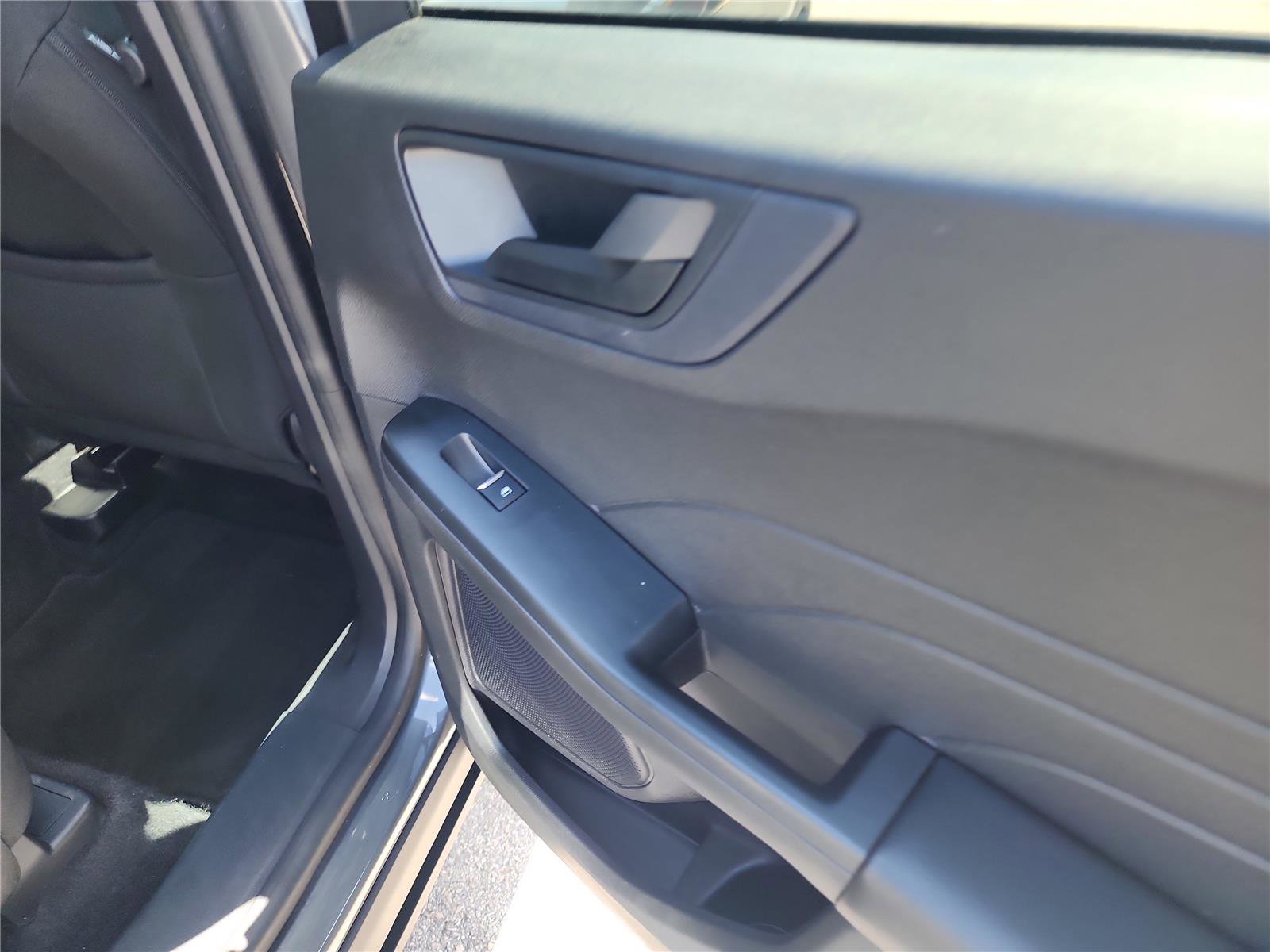 Certified 2024 Ford Escape Active FWD image 19
