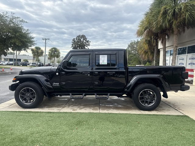 Used 2023 Jeep Gladiator Overland w/ LED Lighting Group AWD/4WD image 8
