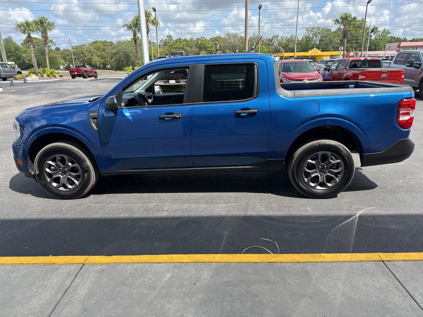 Certified 2024 Ford Maverick XLT FWD image 7