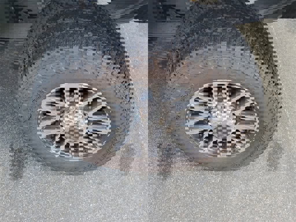 Certified 2019 Ford F250 Lariat w/ Lariat Ultimate Package image 6