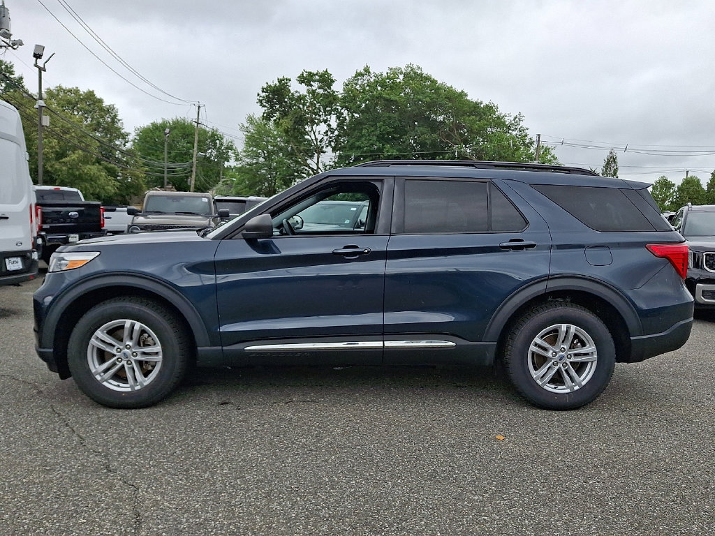 Certified 2023 Ford Explorer XLT AWD/4WD image 8