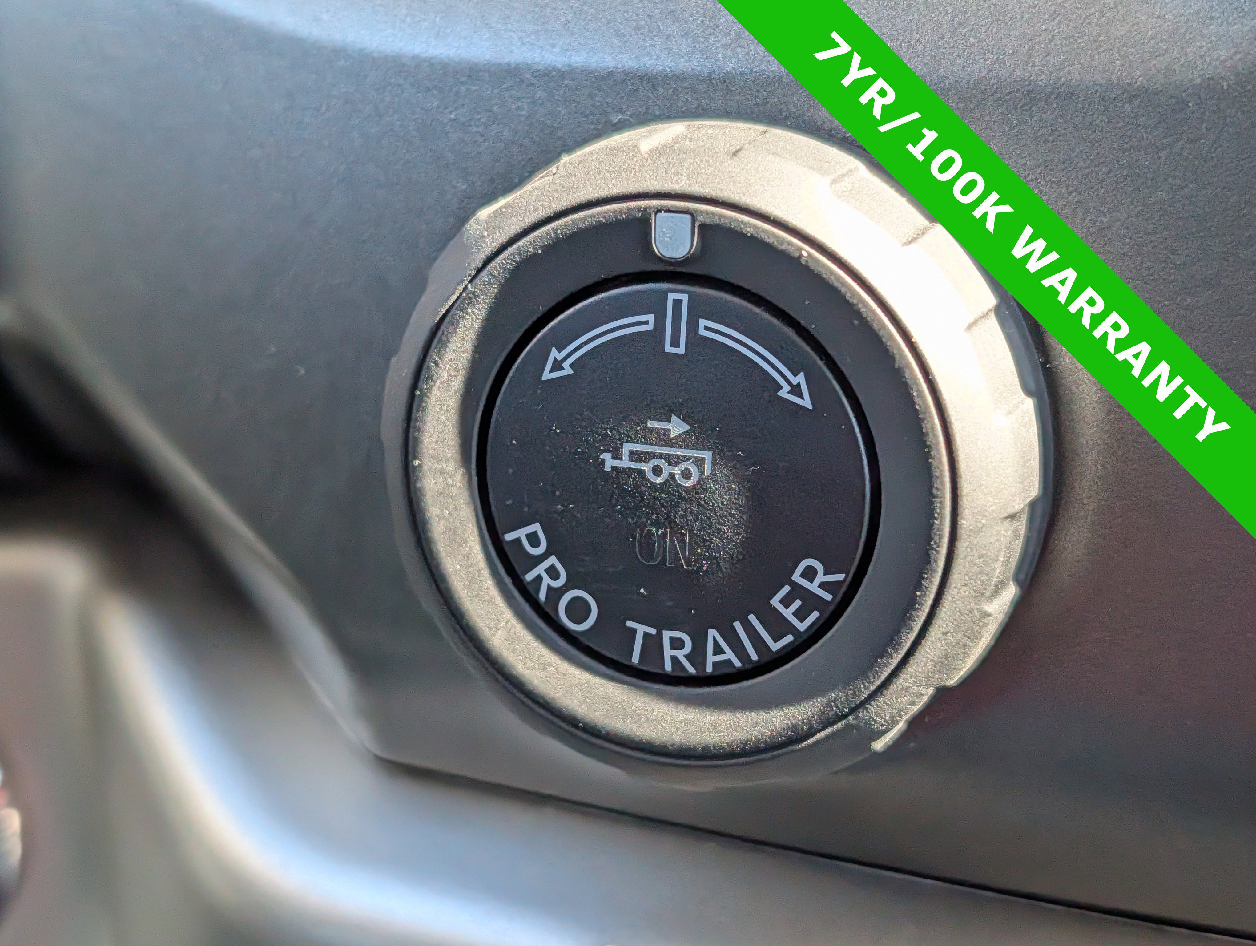 Certified 2024 Ford Expedition Max XLT image 35