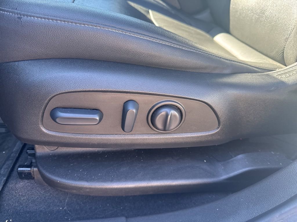 Used 2022 Chevrolet Blazer LT w/ Redline Edition image 14