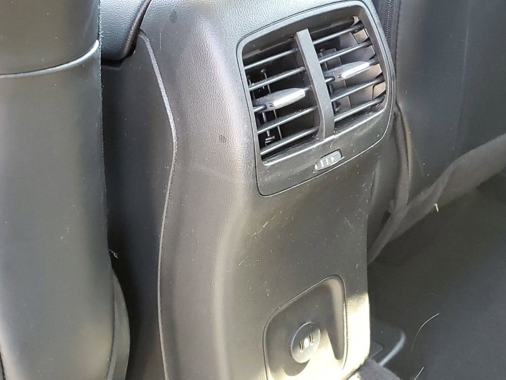 Certified 2025 Ford Escape Platinum AWD/4WD image 35