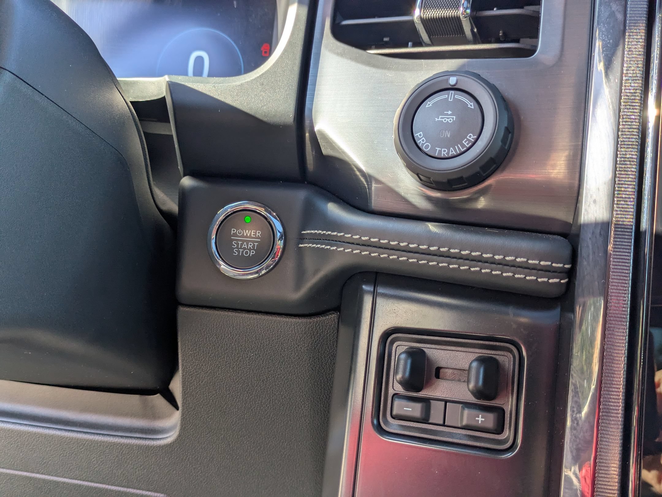 Certified 2025 Ford F150 Lightning Platinum AWD/4WD image 25