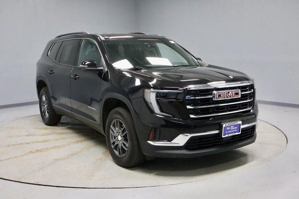 Used 2025 GMC Acadia Elevation image 8