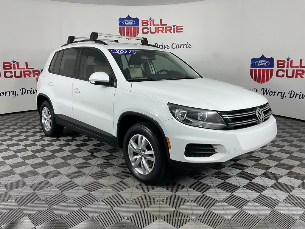 Used 2017 Volkswagen Tiguan S image 7