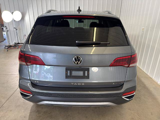 Used 2022 Volkswagen Taos SE AWD/4WD image 32