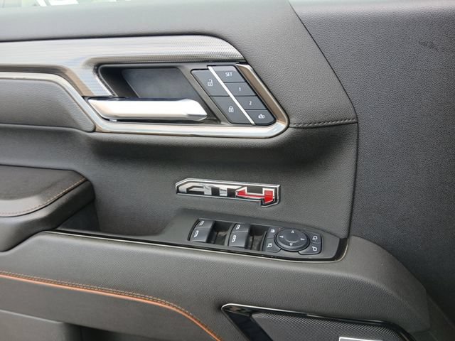 Used 2024 GMC Sierra 1500 AT4 w/ Technology Package AWD/4WD image 17