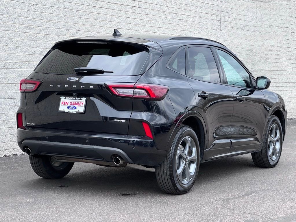 Certified 2024 Ford Escape ST-Line w/ Tech Pack #1 image 3