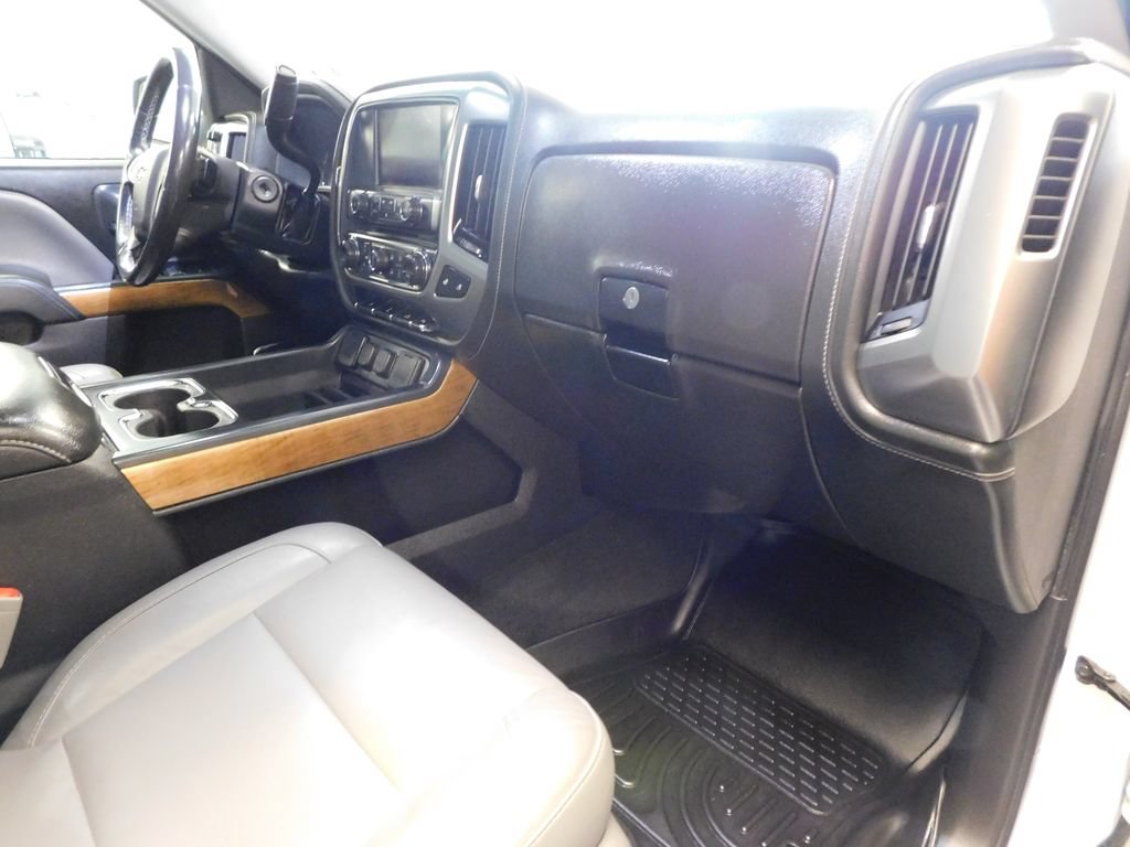 Used 2018 Chevrolet Silverado 1500 LTZ w/ Sport Package AWD/4WD image 33