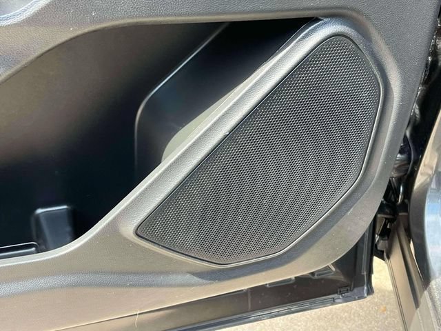 Certified 2020 Ford Explorer XLT w/ Equipment Group 202A AWD/4WD image 30
