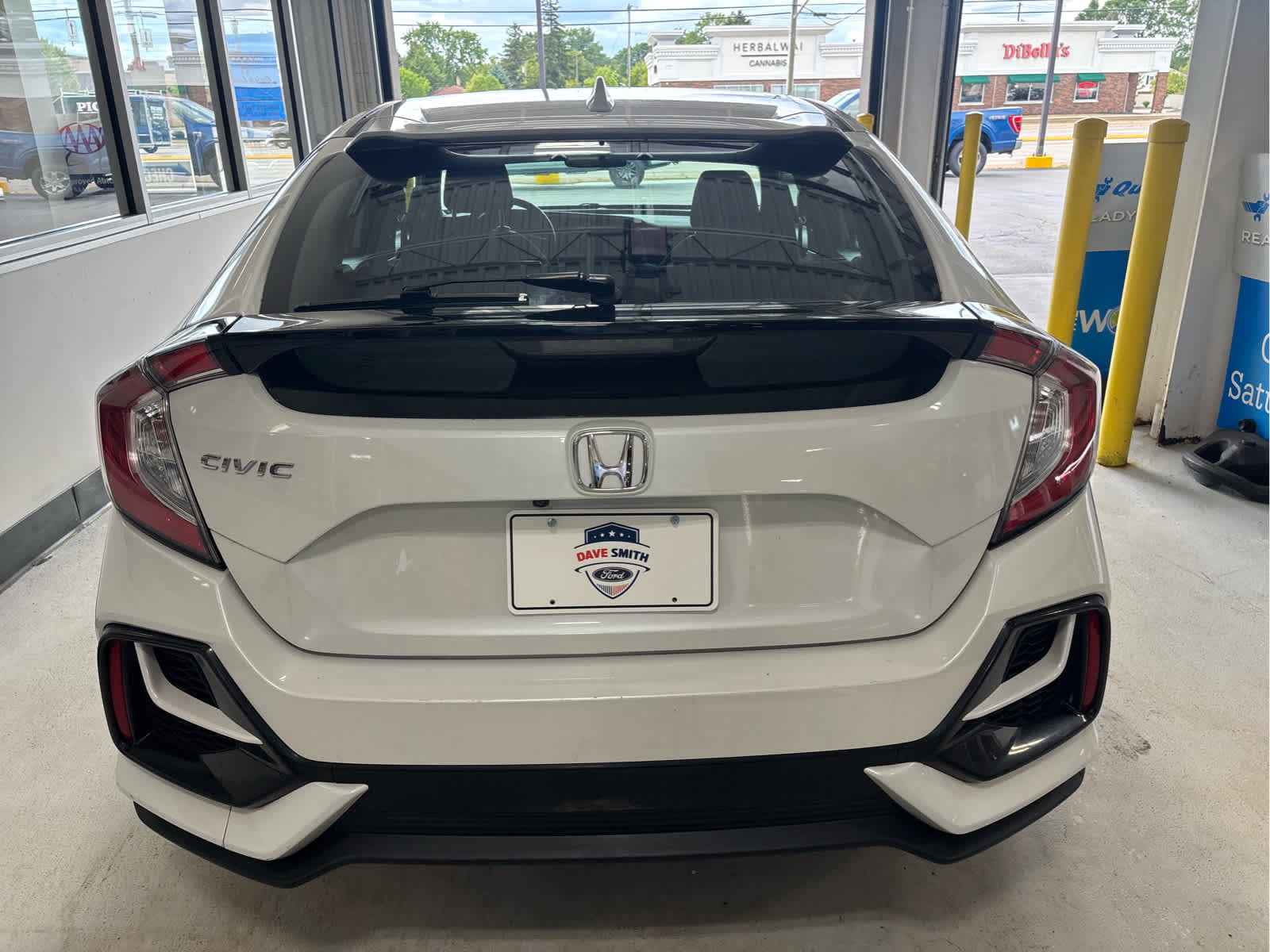 Used 2020 Honda Civic EX image 9