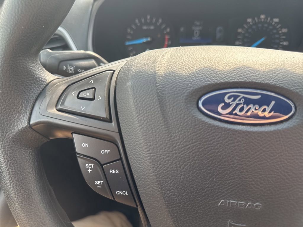 Certified 2019 Ford Edge SE FWD image 19