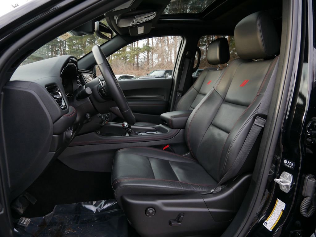 Used 2025 Dodge Durango GT AWD/4WD image 15