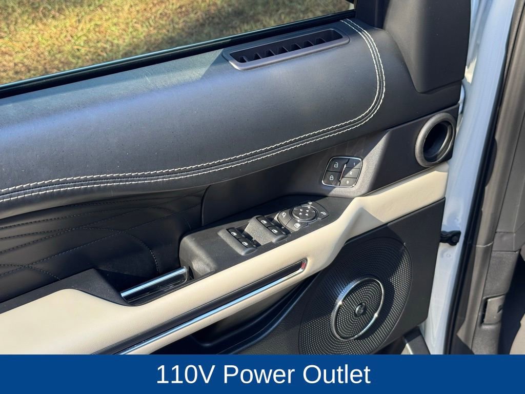 Certified 2021 Ford Expedition Platinum image 12