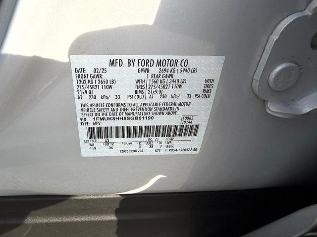 Certified 2025 Ford Explorer Platinum w/ LUX Leather Package image 28