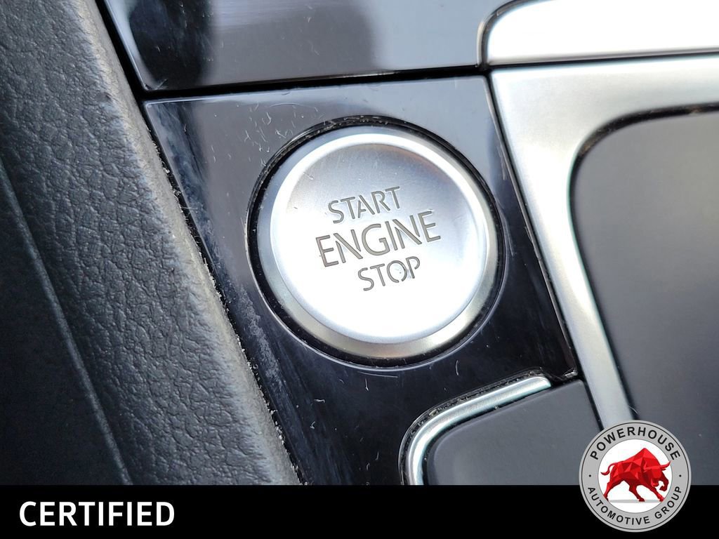 Used 2018 Volkswagen GTI SE FWD image 35