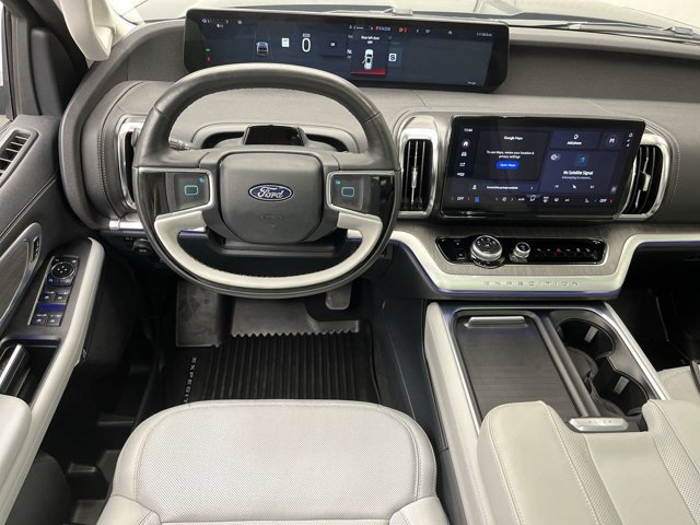Certified 2025 Ford Expedition Platinum w/ Platinum Ultimate Package AWD/4WD image 18