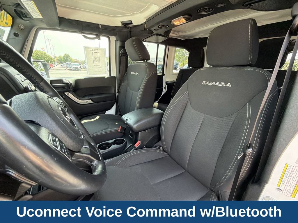 Used 2018 Jeep Wrangler Unlimited Sahara w/ Connectivity Group AWD/4WD image 11