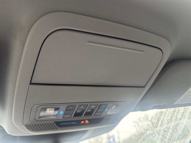 Certified 2022 Ford Explorer XLT w/ Equipment Group 202A image 25