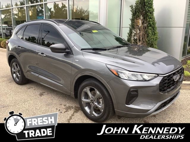 Certified 2023 Ford Escape ST-Line w/ Tech Pack #1 AWD/4WD image 7