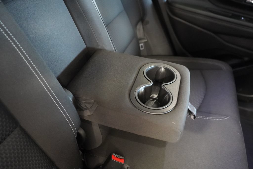 Used 2024 GMC Terrain SLE AWD/4WD image 26