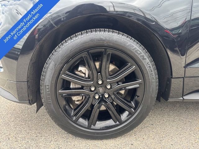 Certified 2023 Ford Edge ST-Line AWD/4WD image 2
