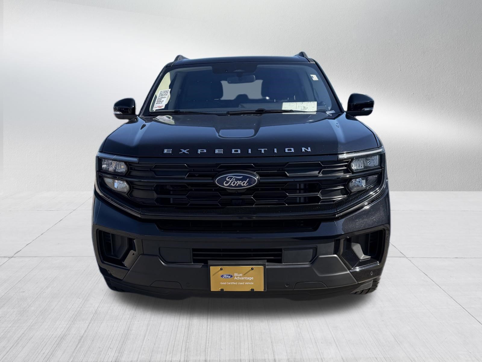 Certified 2025 Ford Expedition Active AWD/4WD image 2